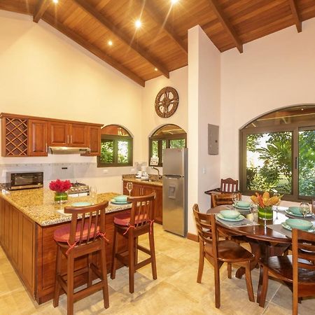 "Hana'S Celeste Retreat" Large Modern Villa Sleeps 6 On 20 Acres Of Nature! Bijagua Dış mekan fotoğraf